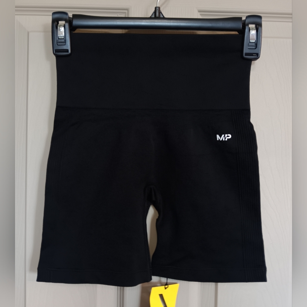 NWT - MP Women's Seamless Ultra Cycling Biking Shorts - Black - SMALL